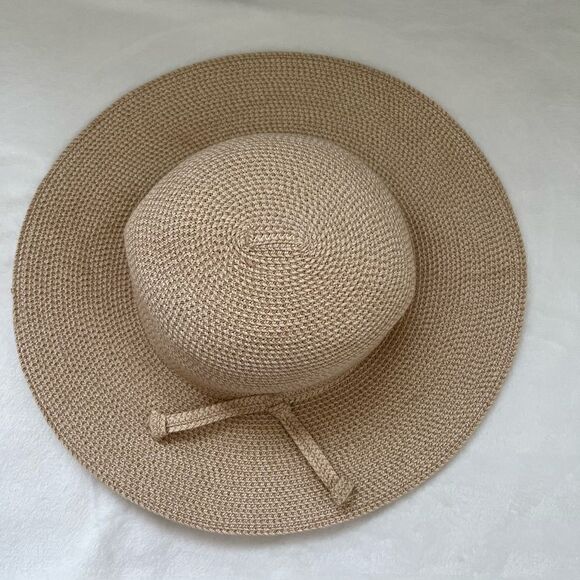 Amanda Smith Summer Sun Hat - Picture 2 of 8